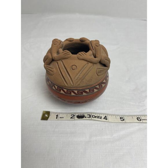 Art Pottery Etched Double Frog Geometric Design Costa Rican Pot Vase Unsigned - Picture 9 of 9